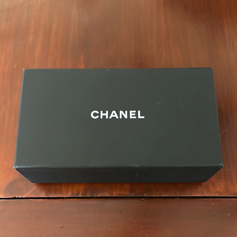 CHANEL Black Sunglasses Box